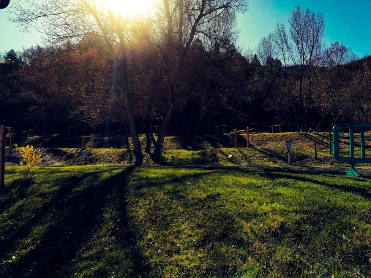 Camping Du Bourg Digne-les-Bains Exteriér fotografie